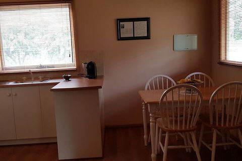 Heysen's Rest Bed & Breakfast - Australian Directory 1