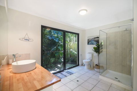 Home Away From Home, 38 Redwood Avenue, Marcus Beach, Noosa Area - Australian Directory 5