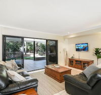 Home Away From Home 38 Redwood Avenue Marcus Beach Noosa Area - Australian Directory