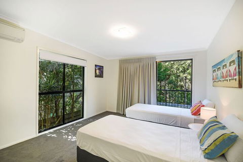 Home Away From Home, 38 Redwood Avenue, Marcus Beach, Noosa Area - Australian Directory 4