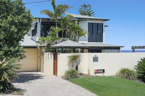 41 Pelican Street, Peregian Beach, Noosa Shire - Australian Directory 1