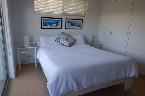 Unit 2 At 4 Pelican Street, Peregian Beach, Noosa Area - Australian Directory 5