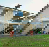 Waterfront Villa in Sanctuary Lakes - Australian Directory