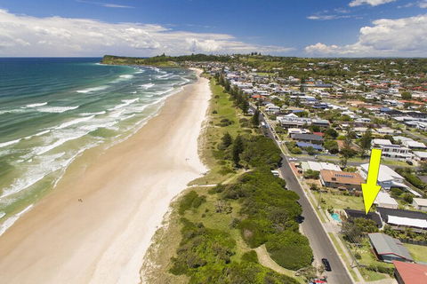 Barefoot - Australian Directory 0