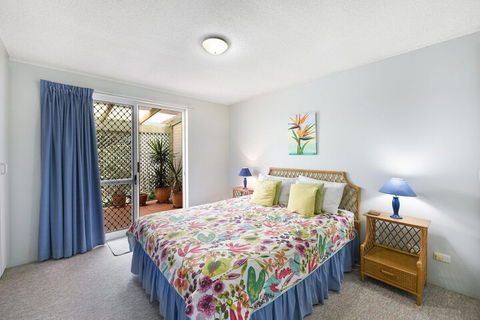 Ocean Shores 2 - 2/60-64 Peregian Esplanade - Australian Directory 7
