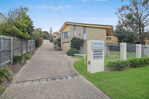 Galleries 3 - 3/28 Peregian Esplanade - Australian Directory 1