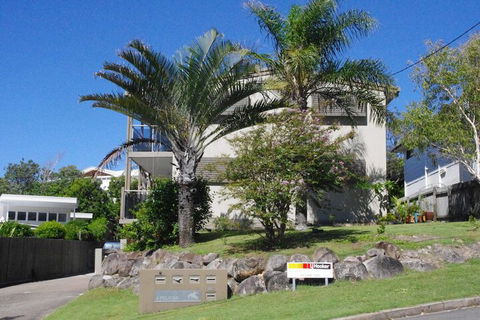 Unit 3 At 4 Pelican Street, Peregian Beach, Noosa Shire - Australian Directory 1