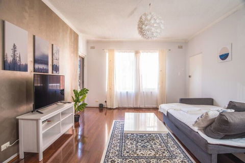 Vibrant And Colorful Apartment In Dollspoint - Australian Directory 7