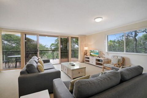 Kingsview - 1/54 Kingfisher Drive - Australian Directory 0