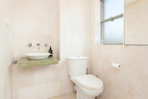 Bondi Beach Getaway - Australian Directory 7