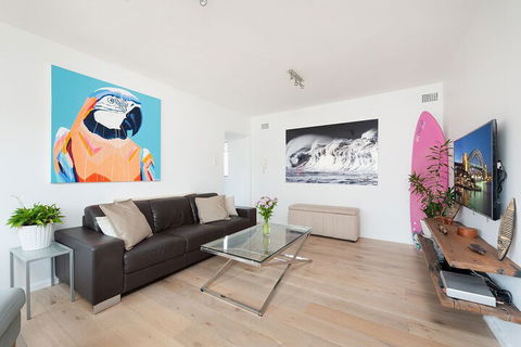 Bondi Beach Getaway - Australian Directory 2