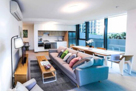 Incredible Riverside Apartment In Brisbane - Australian Directory 0