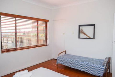 2 Bedroom Apartment With Ocean Views - Australian Directory 0