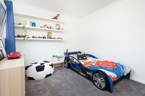 Large Family Home Bondi - Australian Directory 5