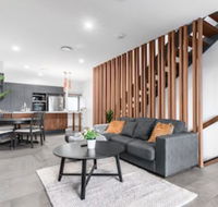Manhattan Terrace House - Australian Directory