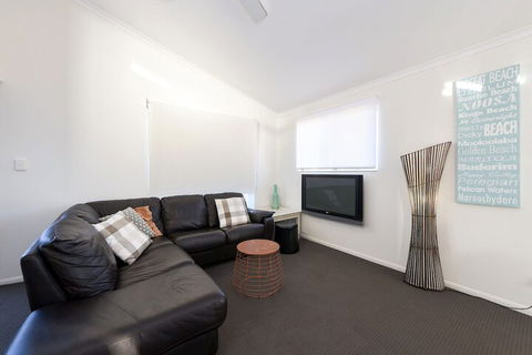 Seamistral - 1/21 Oriole Avenue - Australian Directory 6