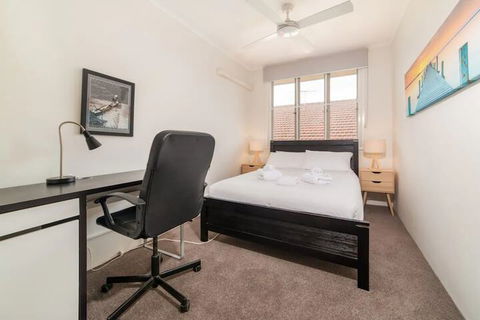 Peaceful 3 Bedroom Apartment In Ascot - Australian Directory 7