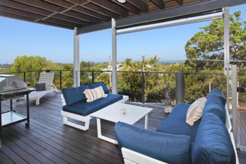 8 Cabbi Court Coolum Beach New Listing - Australian Directory 1