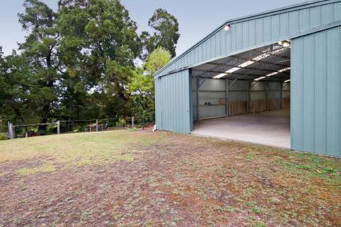 Hidden Valley Cabins - Australian Directory 4