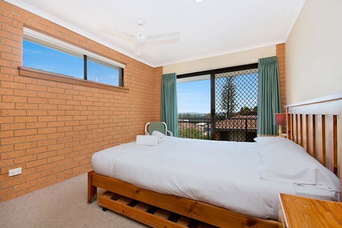 Elsewhere 3 - Australian Directory 1