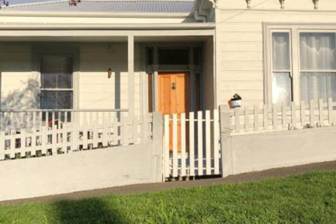 La Casa Cabrera - Australian Directory 4