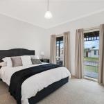 GUILDFORD COTTAGE - Australian Directory 0