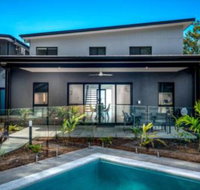 Tropicana Resort Clifton Beach - Australian Directory