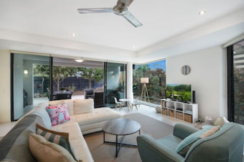 Peregian On The Beach Unit 3 - Australian Directory 0