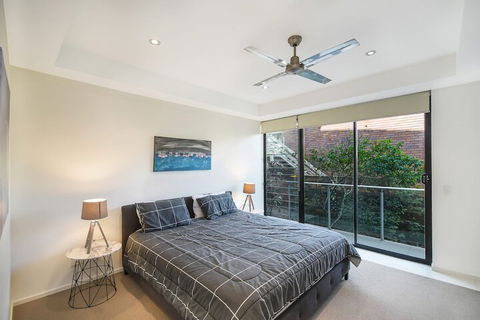 Peregian On The Beach Unit 3 - Australian Directory 7