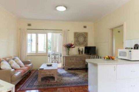 Broadway Apartments - Australian Directory 5
