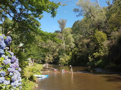 Jamieson Caravan Park - Australian Directory 6