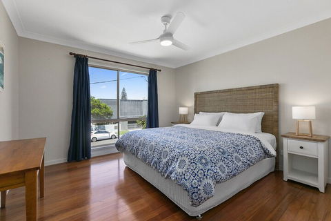 Sundance Pet Friendly Beach House In Peregian! 59 Lorikeet Drive - Australian Directory 3