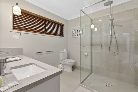 Sundance Pet Friendly Beach House In Peregian! 59 Lorikeet Drive - Australian Directory 5