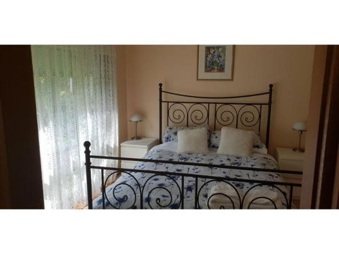 Ripplebrook Cottage - Australian Directory 3