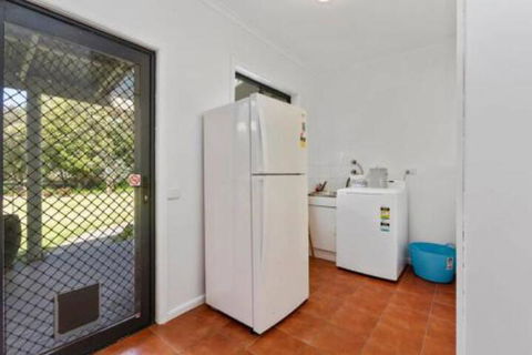 MERMAIDS On MARENGO Large Home With Wifi - Australian Directory 5