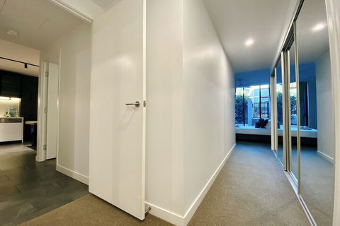 Ascot Apartments - Australian Directory 7