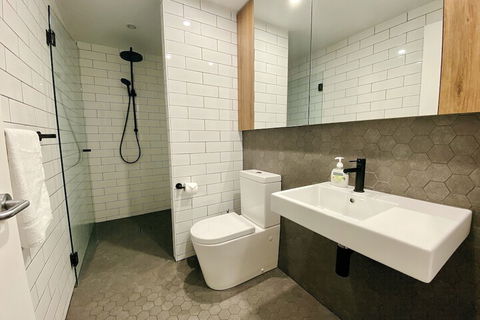 Ascot Apartments - Australian Directory 3