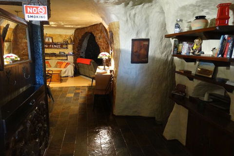 Di's Dugouts - Australian Directory 2