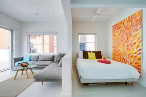 Beachfront Penthouse - Australian Directory 4