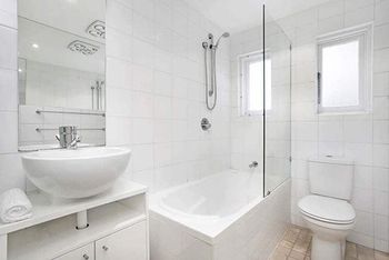 The Apartment Service CLOV3 - Australian Directory 3