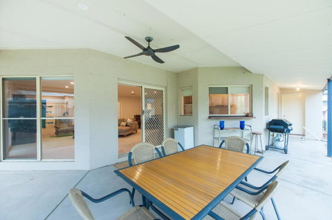 Simms Retreat - Australian Directory 2