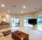 Simms Retreat - Australian Directory