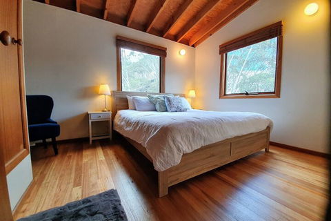 SNOWED INN Apartment - Australian Directory 7