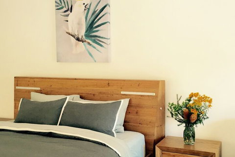 Tilba Lake House - Australian Directory 6