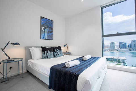 Melbourne Docklands Seaview Apartment At Collins St - Australian Directory 4