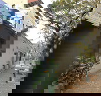 Bert's Backpackers - Australian Directory