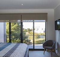 Poolside - Australian Directory