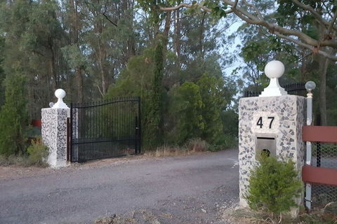 Gowrie Agapanthous - Australian Directory 4