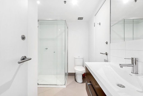 JOYCE, 1BDR Southbank Apartment - Australian Directory 4