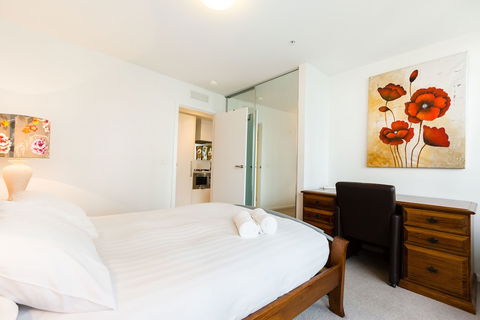 TIARA, 1BDR Southbank Apartment - Australian Directory 4